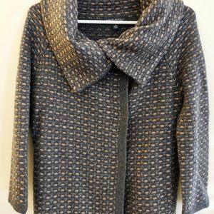 BANANA REPUBLIC Italian Yarn Warm Collared Basket Weave Knit Cardigan Sweater M